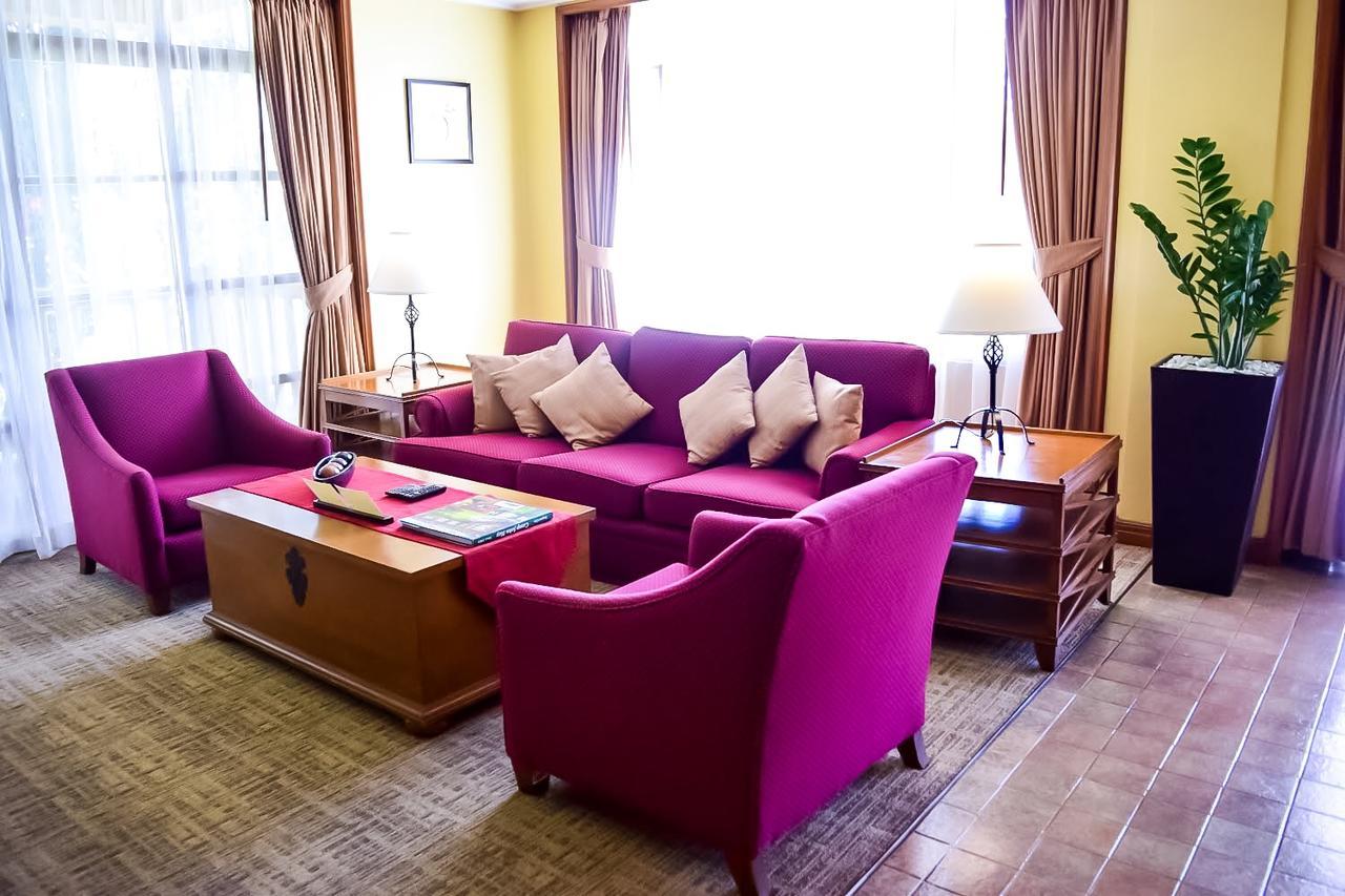 מלון באגויו The Manor At Camp John Hay מראה חיצוני תמונה