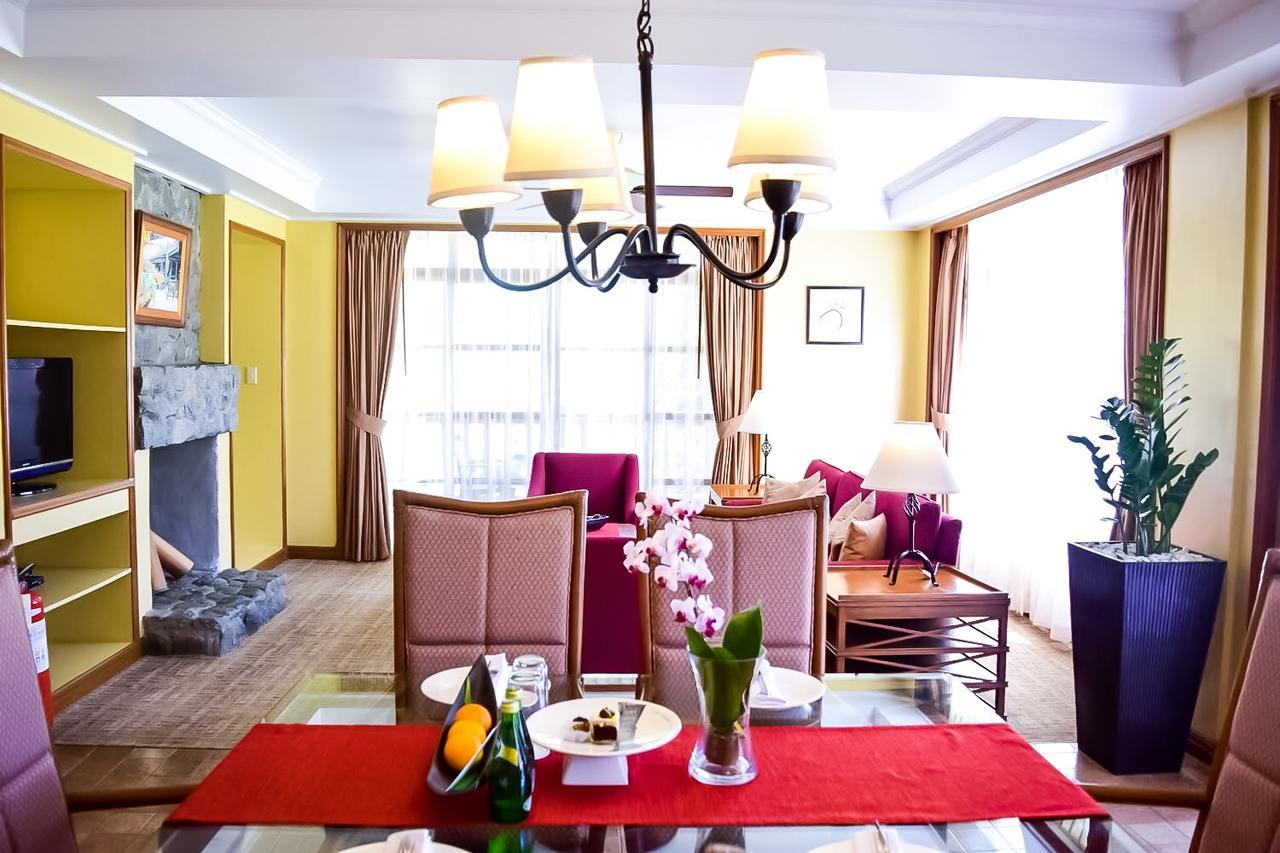 מלון באגויו The Manor At Camp John Hay מראה חיצוני תמונה